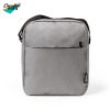 1️⃣ "Borsa a tracolla MultiPocket nera con tasche multiple e tracolla regolabile"